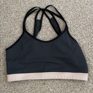Carly Jean Los Angeles Sports Bra Size Large